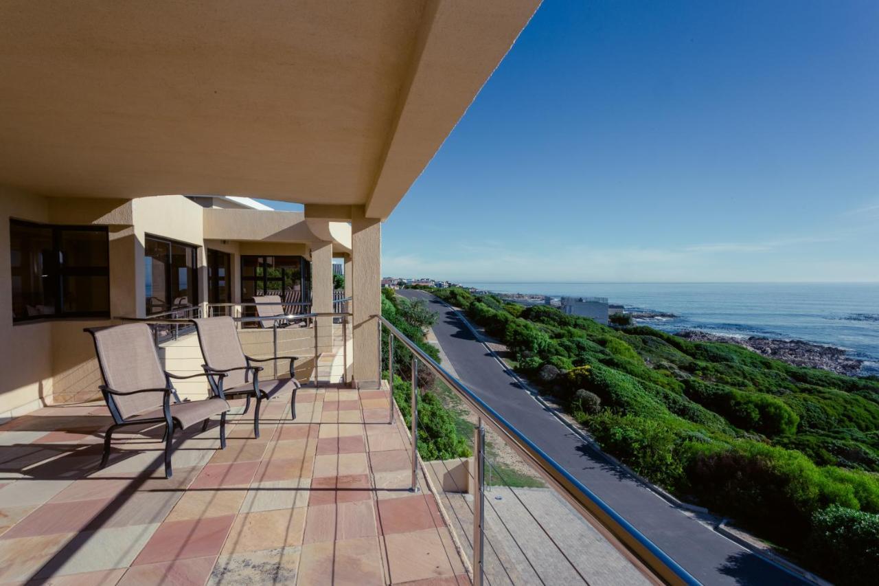 Whale Waters Self Catering Gansbaai Apartment De Kelders Exterior photo
